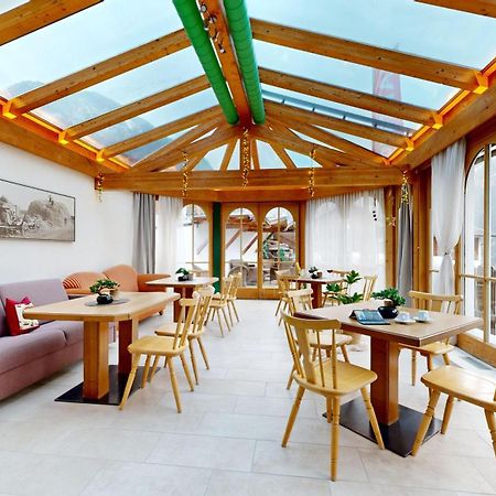 イェルツェンス Pitztal Livingアパートホテル エクステリア 写真