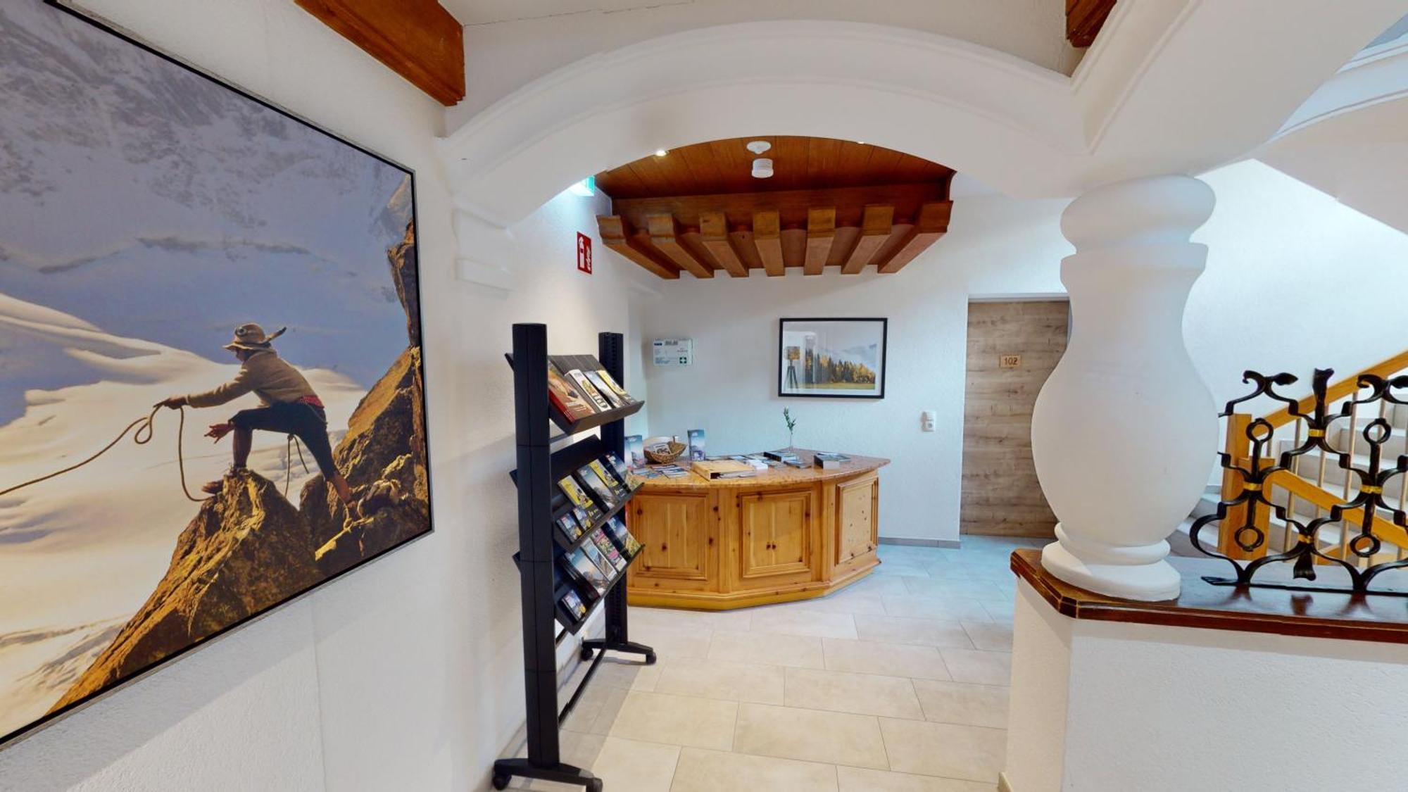 イェルツェンス Pitztal Livingアパートホテル エクステリア 写真